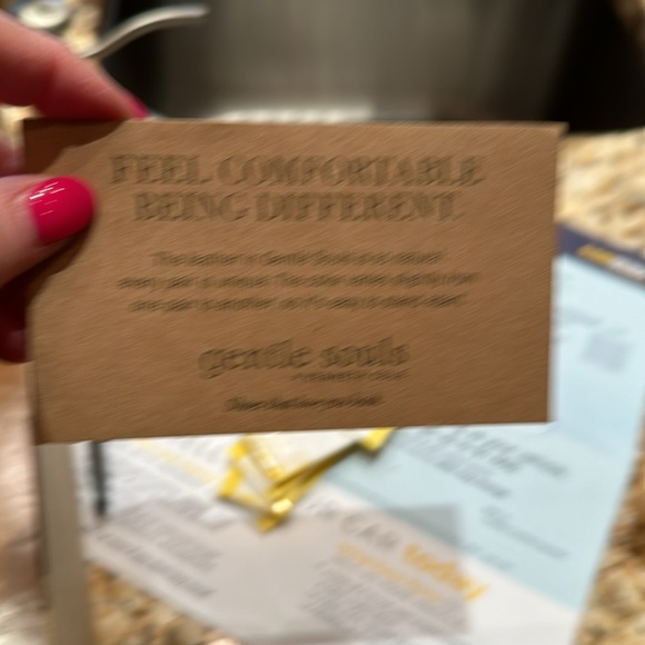 Gentle Souls by Kenneth Cole (Gracey) - Picture 6 of 8